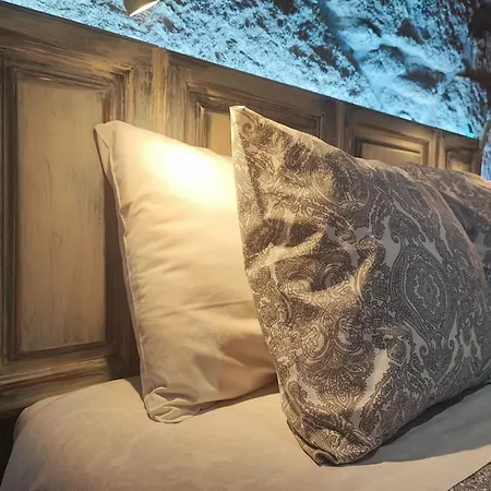 Rubin Charme Haeuser 12 By Interhome Hébergement de vacances *